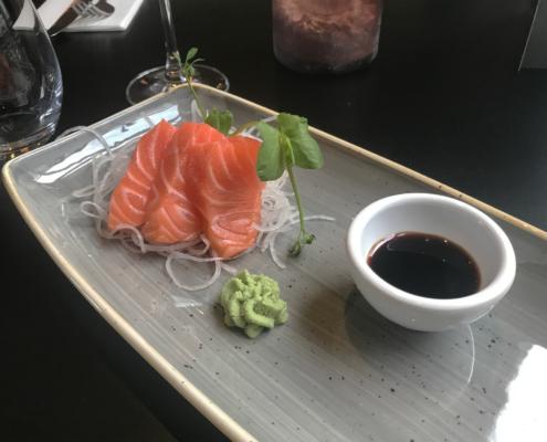 Sashimi van verse zalm